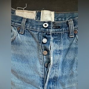 GALLERY DEPT. STRAIGHT LEG JEANS WITH BUTTONS
